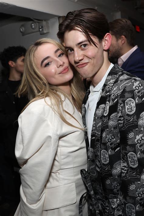 sabrina carpenter boyfriend